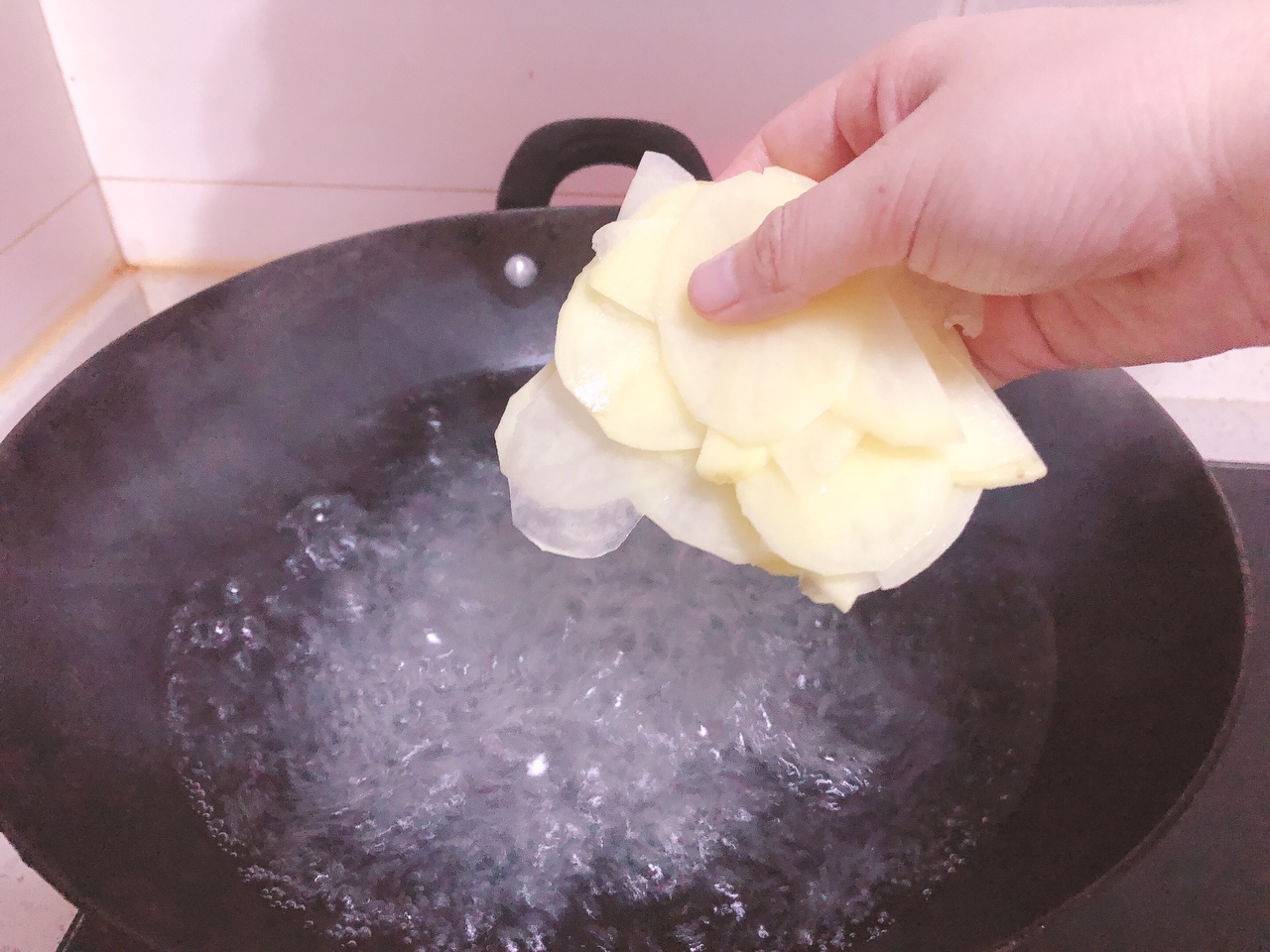 凉拌土豆片🥔的做法 步骤2
