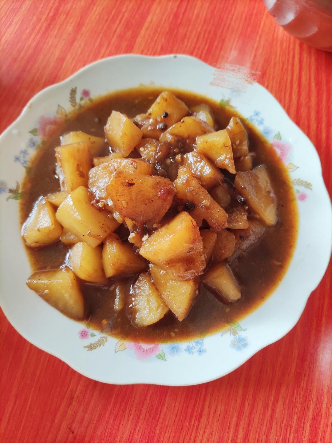 红烧肉炖土豆（丝毫不腻）