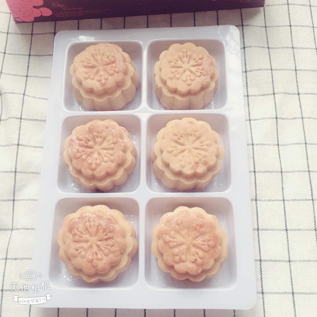 广式月饼—蛋黄莲蓉月饼