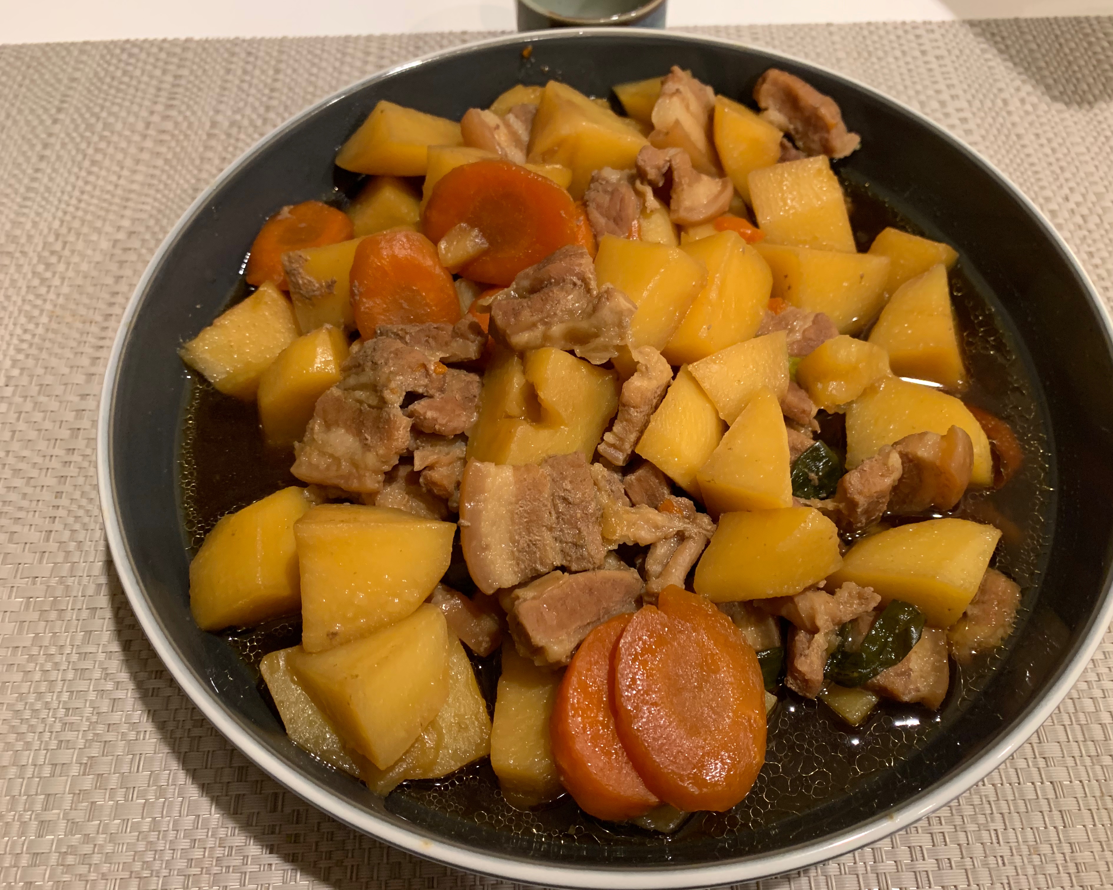 超级简单的日式土豆炖肉的做法