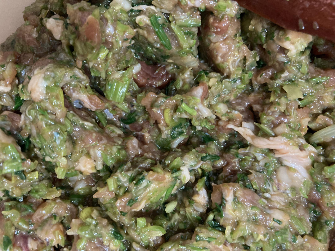 猪肉芹菜水饺