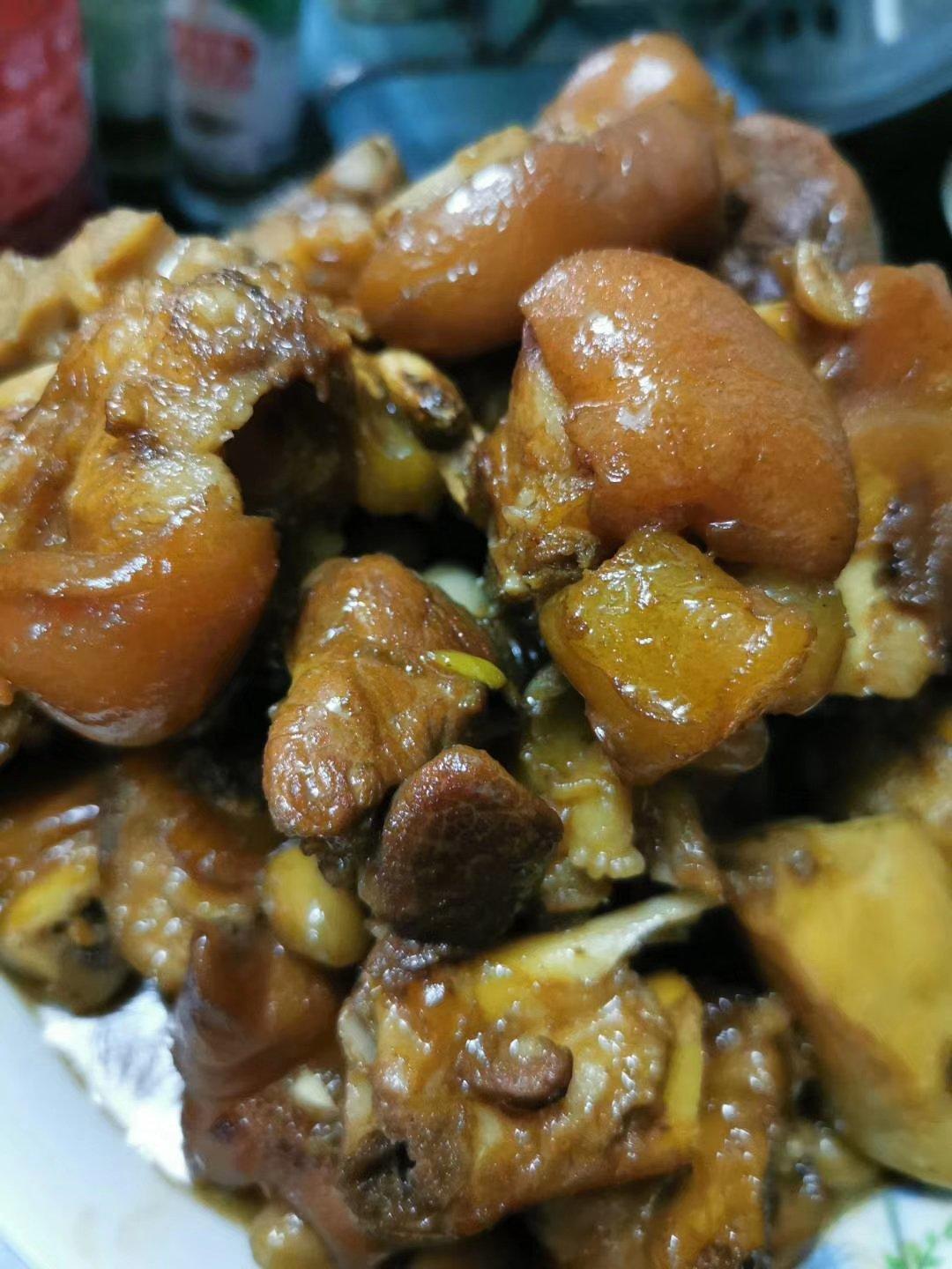 跟黄小厨学的黄酒焖猪蹄，真的超级好吃