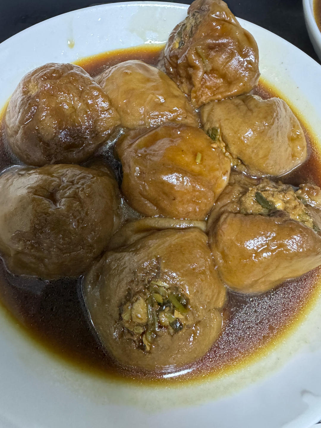 荠菜马蹄香干肉— 油面筋红烧