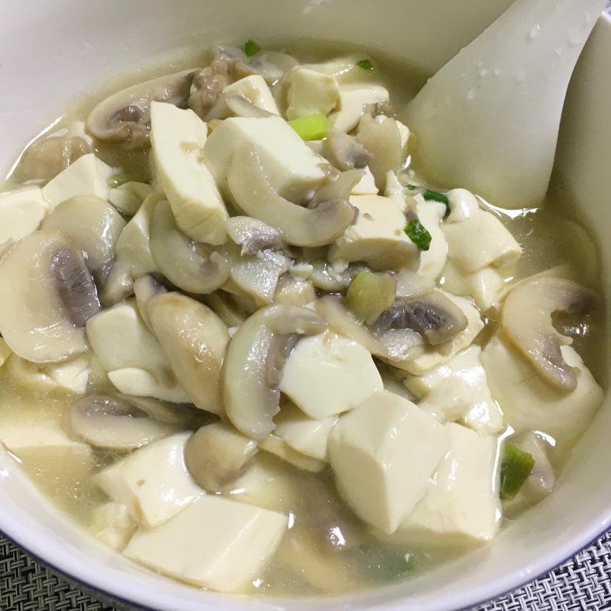 蘑菇烩豆腐