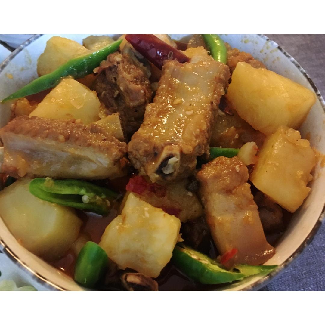 川味土豆烧排骨
