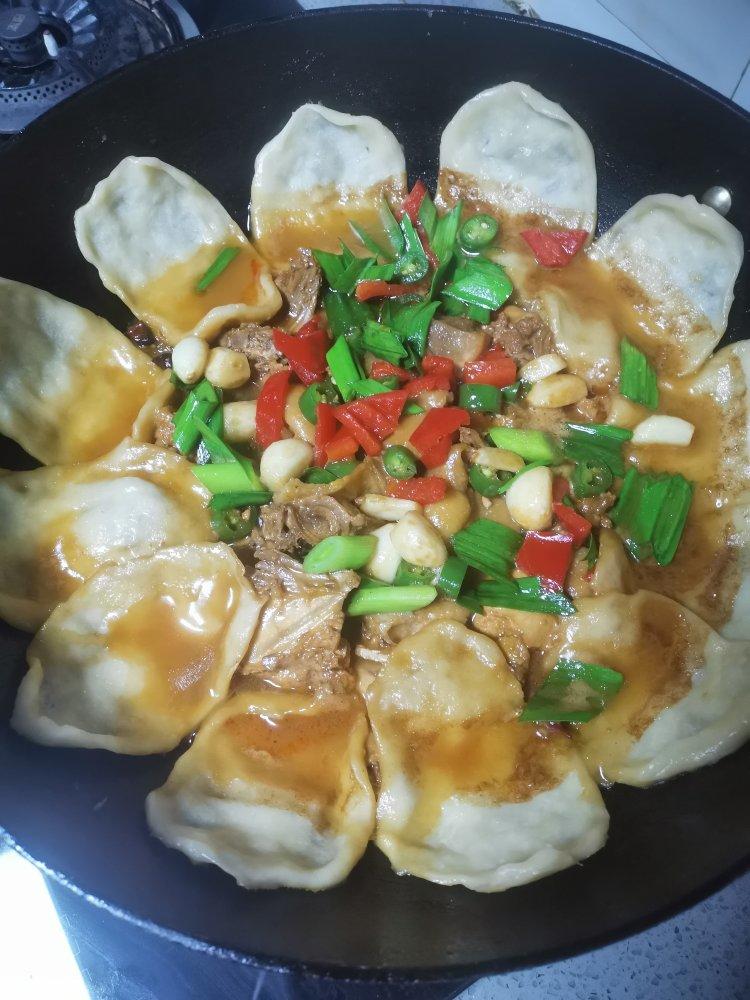 地锅鸡+自制红油【曼食慢语】