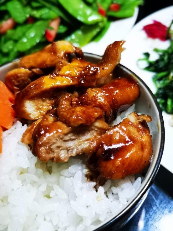 照烧鸡腿饭