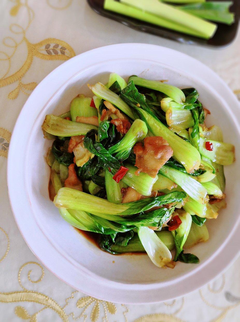家常油菜炒肉