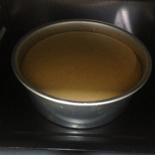 超简单完美戚风蛋糕（6寸2蛋）附打发、翻拌、脱模视频