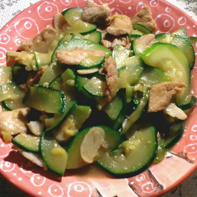 西葫芦炒肉片