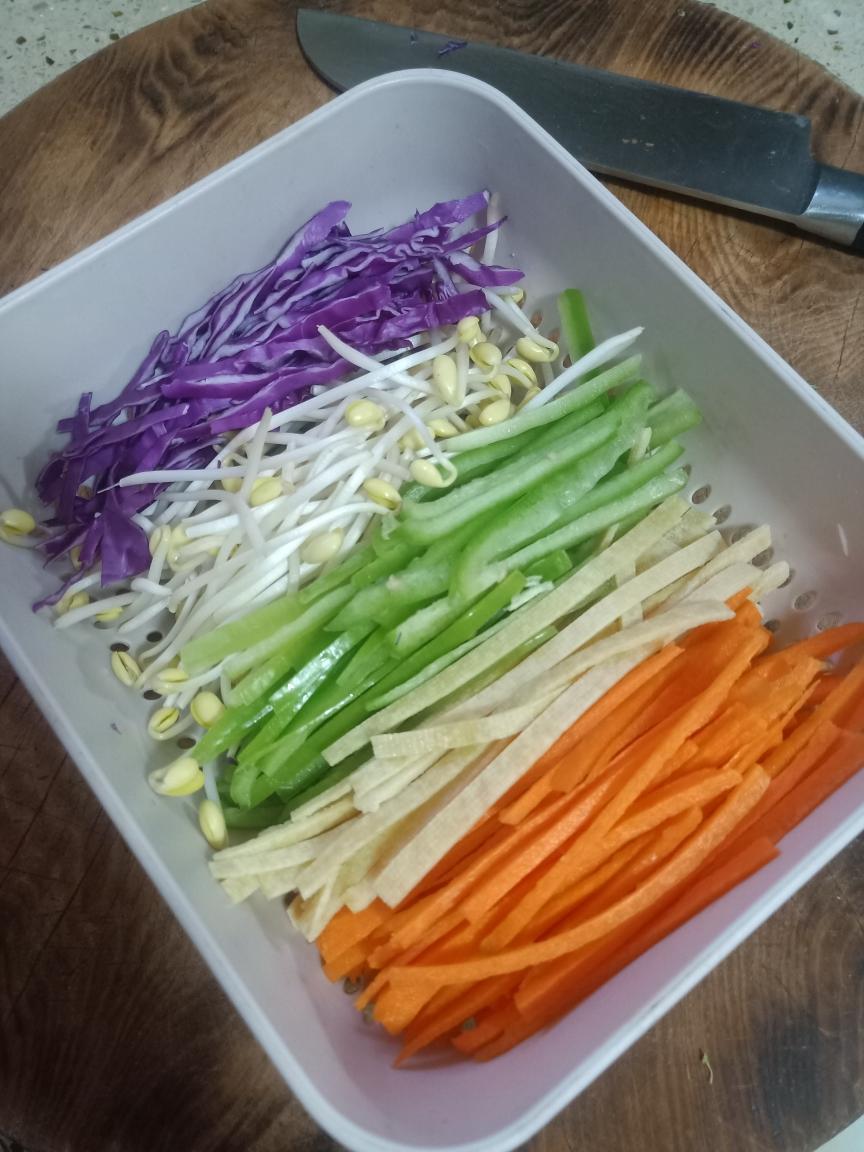炒彩虹的做法