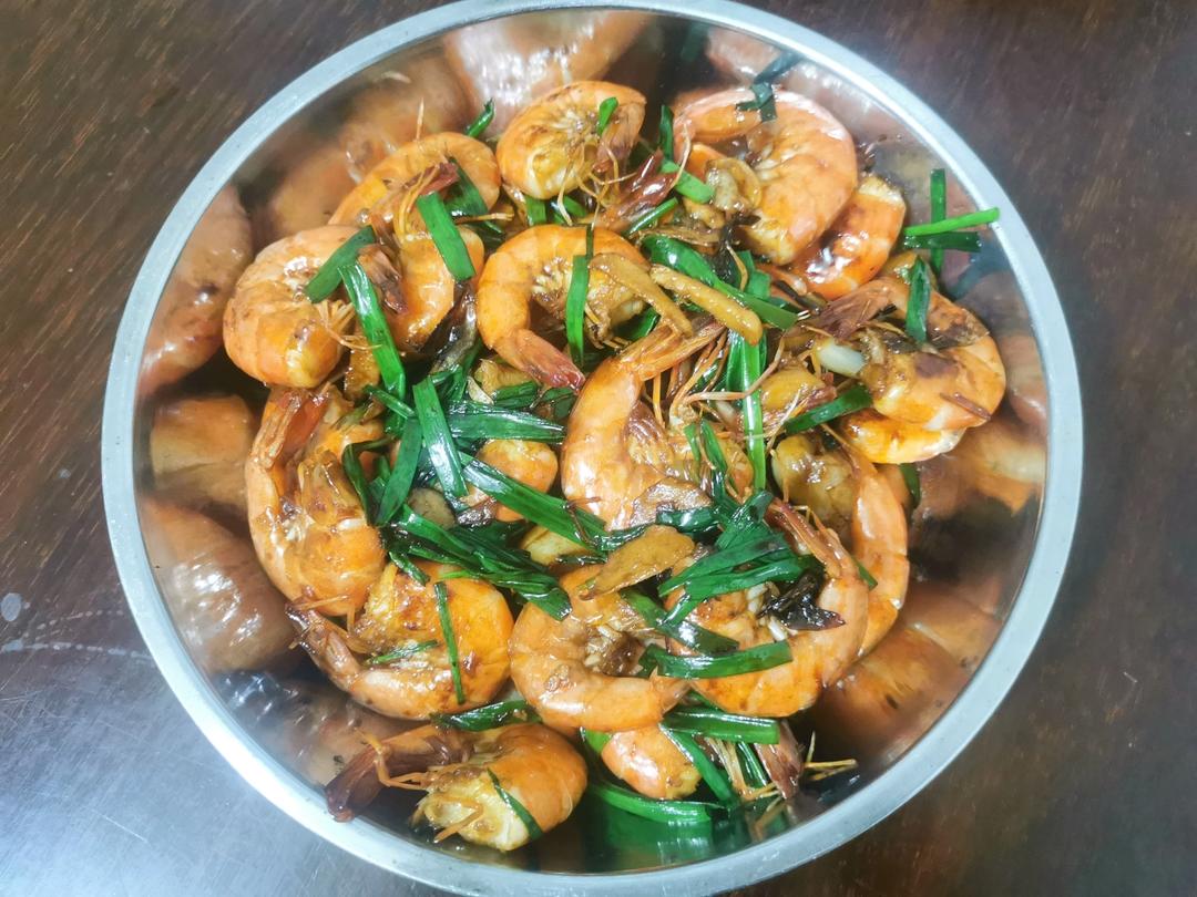 10分钟搞定，好吃到舔手指的油焖大虾