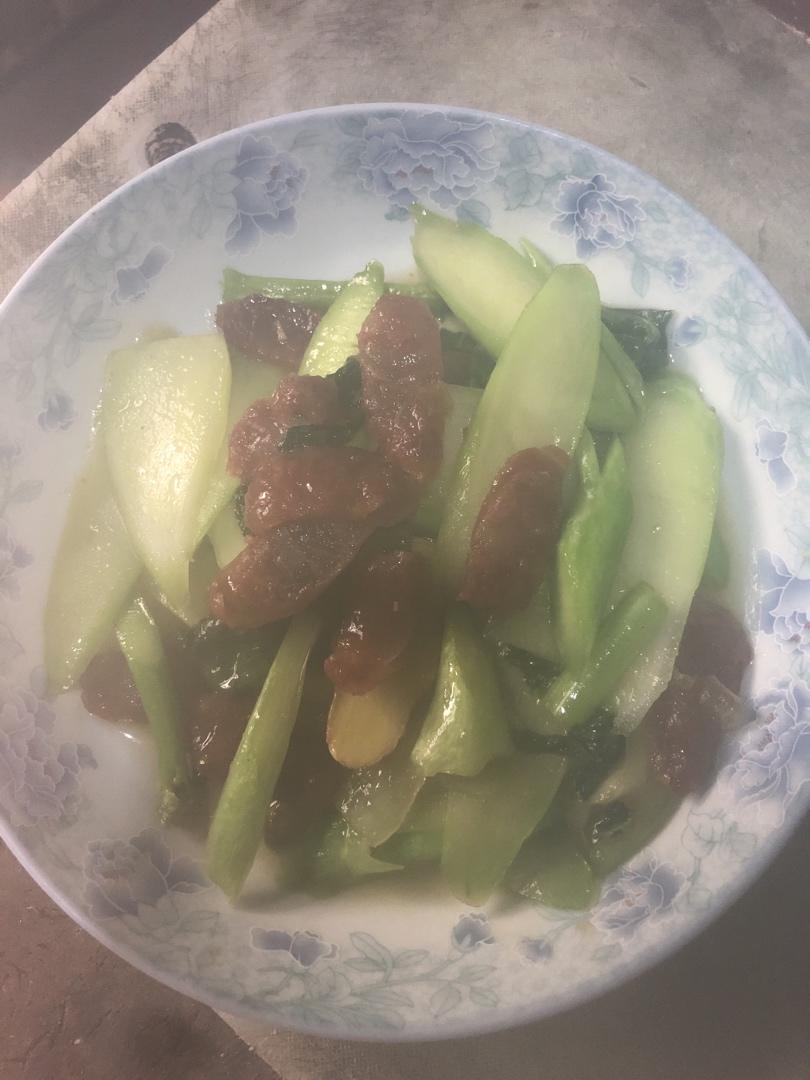 腊肠炒芥蓝