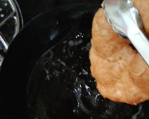 商用版空心圆油饼（一斤面能炸15个）的做法 步骤9