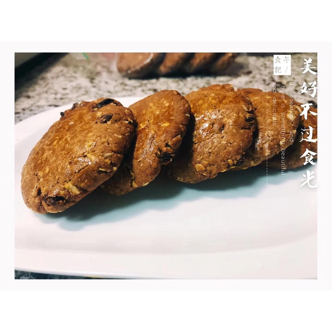 燕麦葡萄干饼干