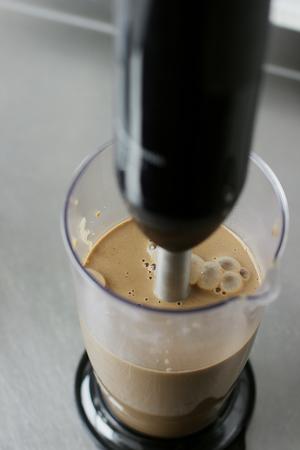成熟风味的咖啡香蕉冰淇淋的做法 步骤6