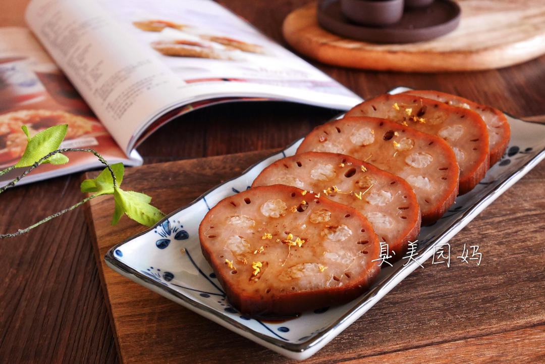 几分钟就能完成的蜂蜜冰糖糯米藕：
