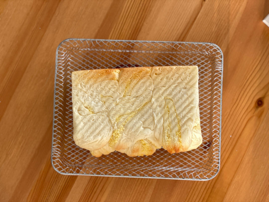 葱香肉松吐司——王传仁老师的宵种法