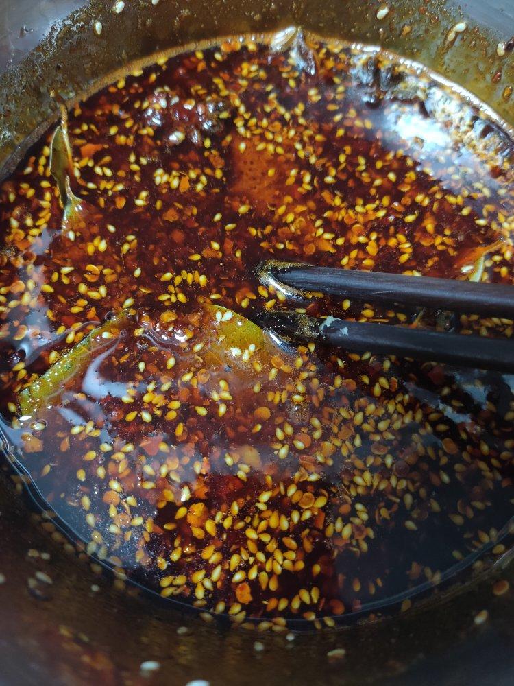 正宗四川油辣椒油泼辣子拌面蘸水凉拌菜都需要