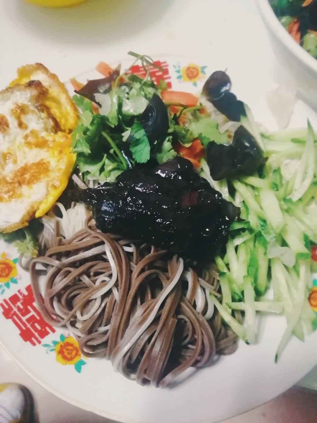 韩式炸酱面