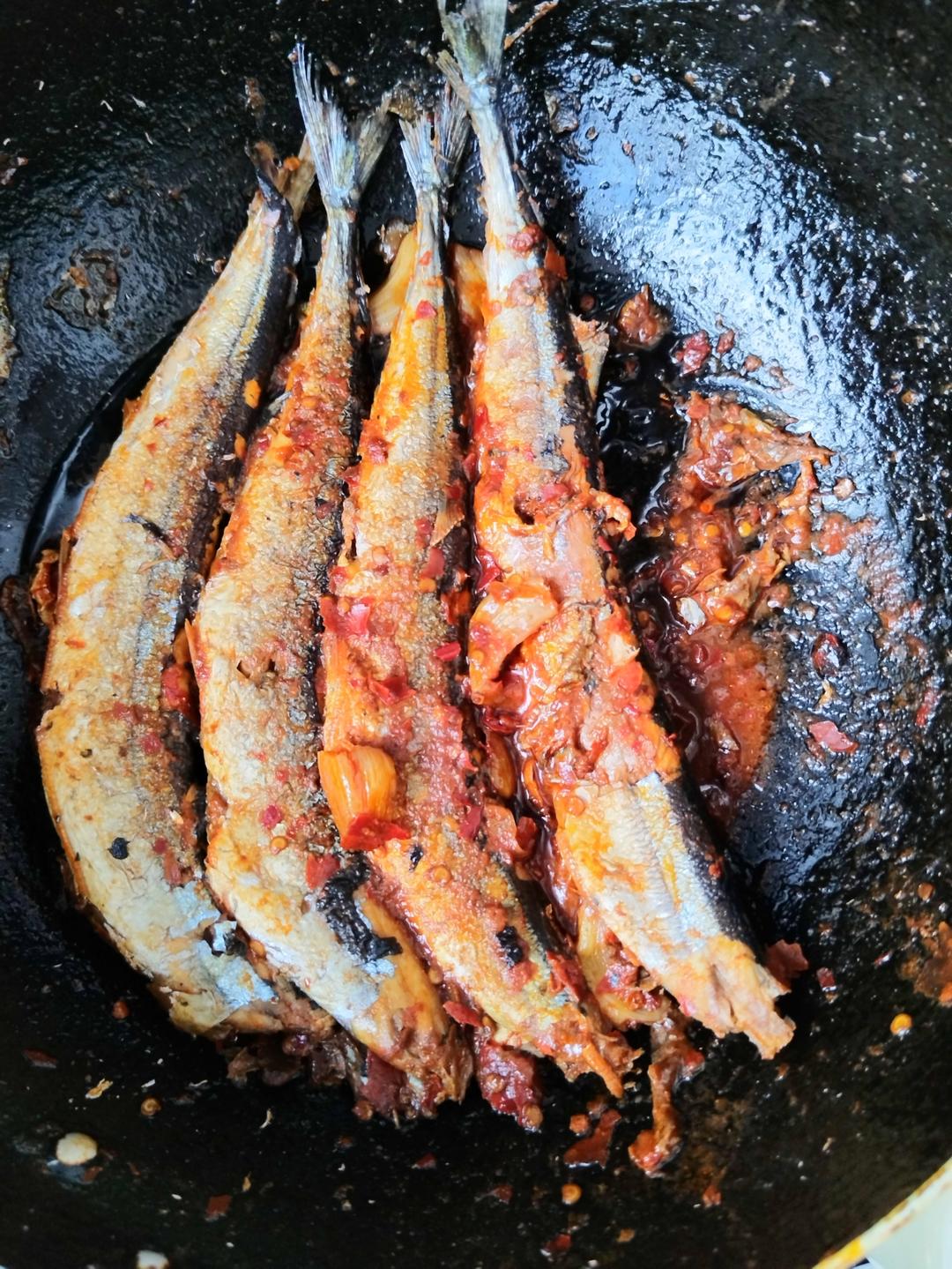 十分钟快手菜——豆豉秋刀鱼