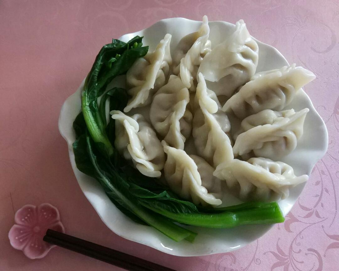 牛肉莲菜饺子的做法