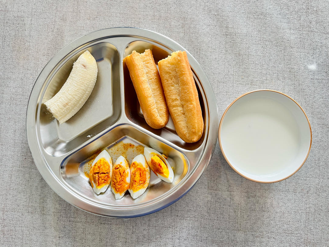 小学生糊弄学早餐