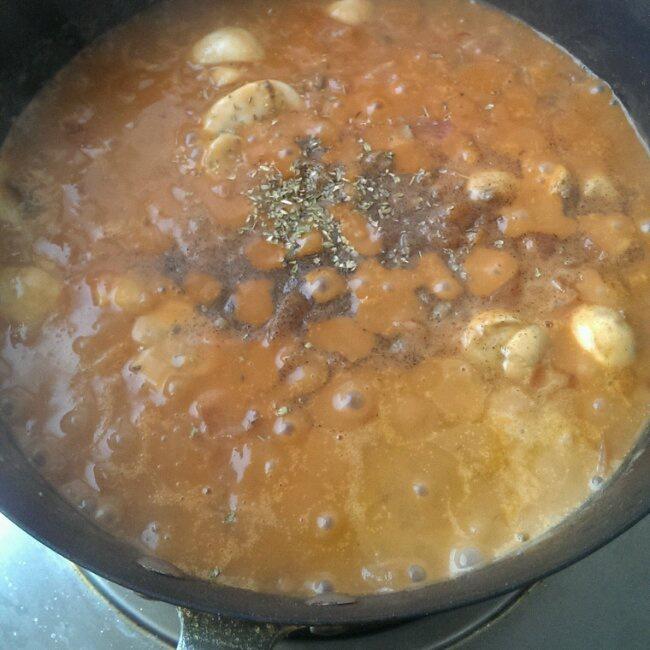 番茄蘑菇牛肉粒意面（配虾仁版）的做法 步骤4