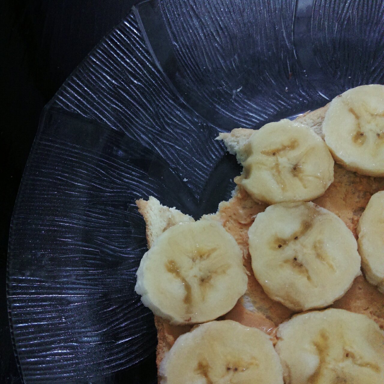 花生酱香蕉三明治