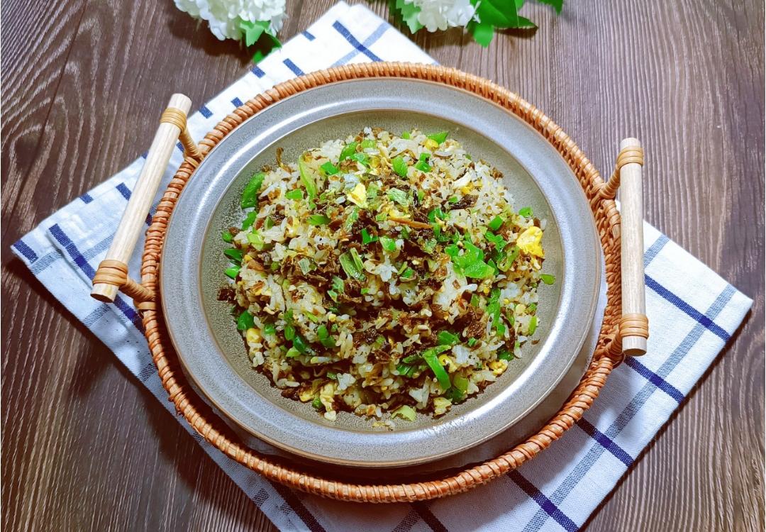 芽菜炒饭（最好吃的炒饭）