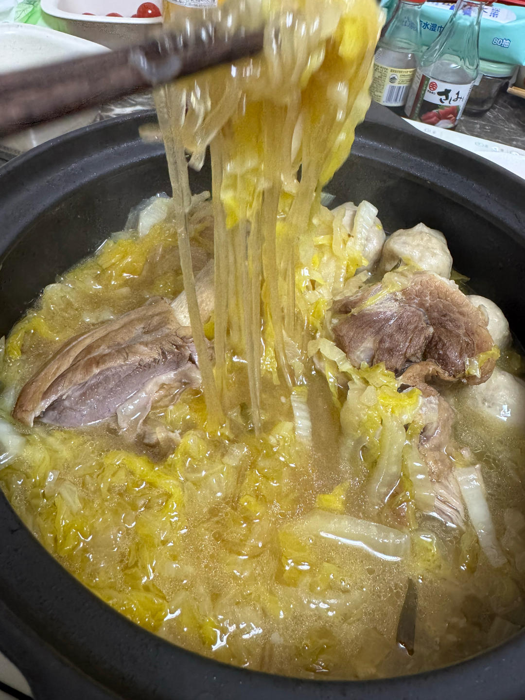 酸菜粉条炖大骨