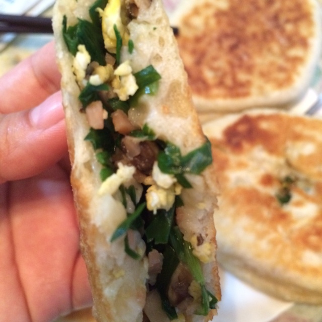 韭菜鸡蛋馅饼