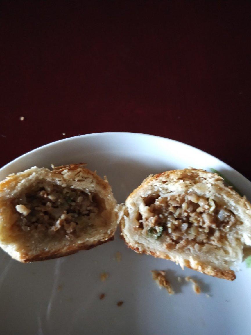 泳式鲜肉榨菜月饼
