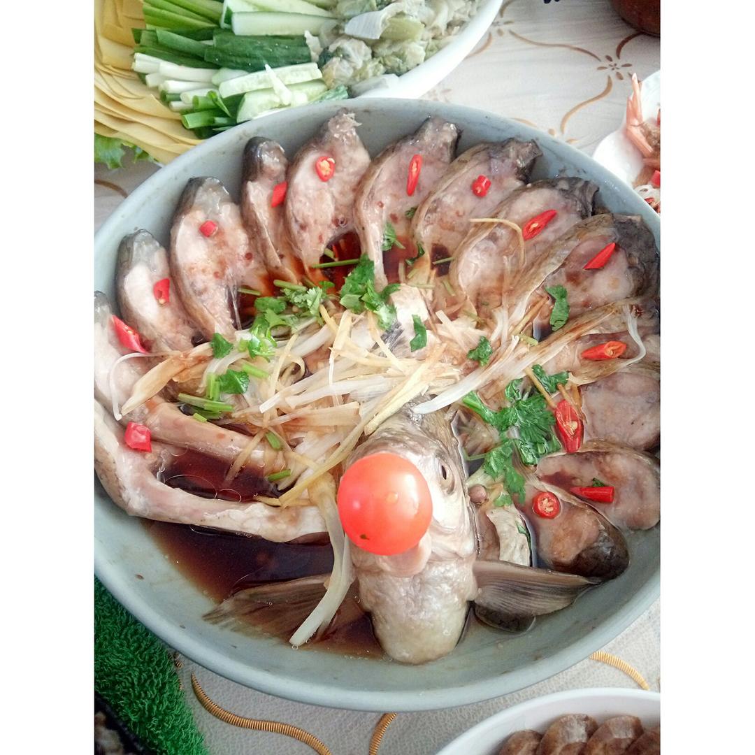 孔雀开屏清蒸鱼