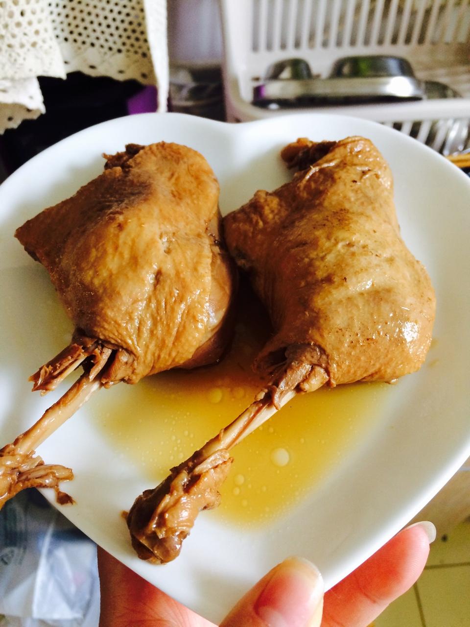 青皮的食光做的卤鸭腿