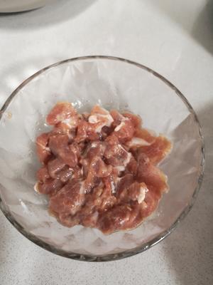 鲜虾鱿鱼瘦肉砂锅粥的做法 步骤4