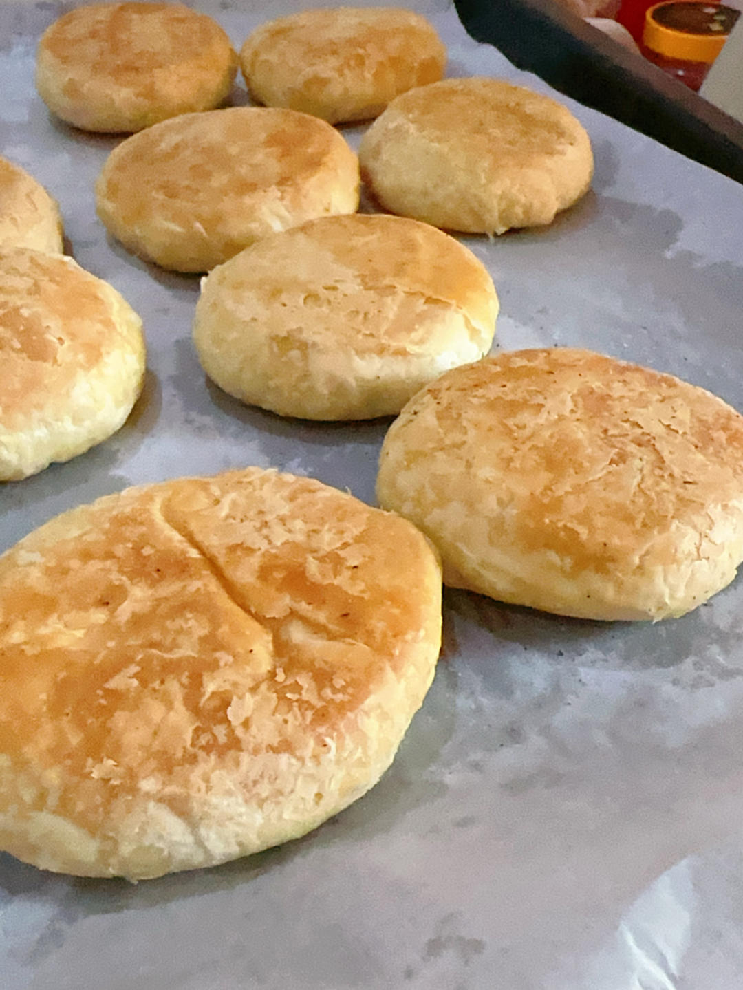 不用揉皮也能做出酥掉渣的绿豆酥饼