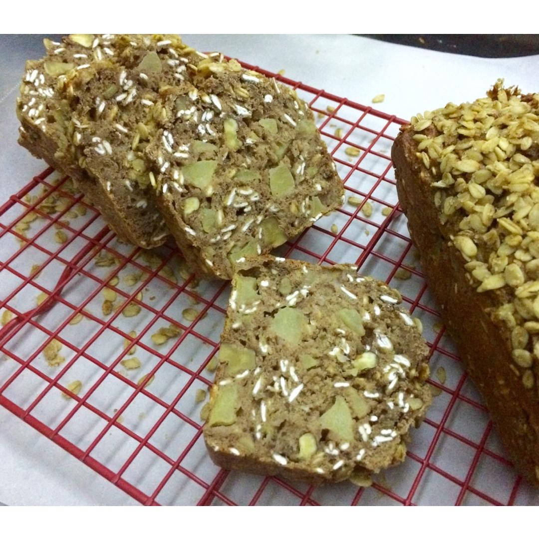 暖香燕麦苹果快手面包丨健康·烘焙