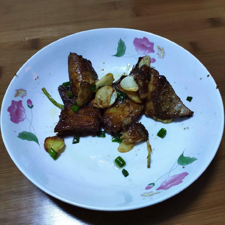 香煎鱼骨