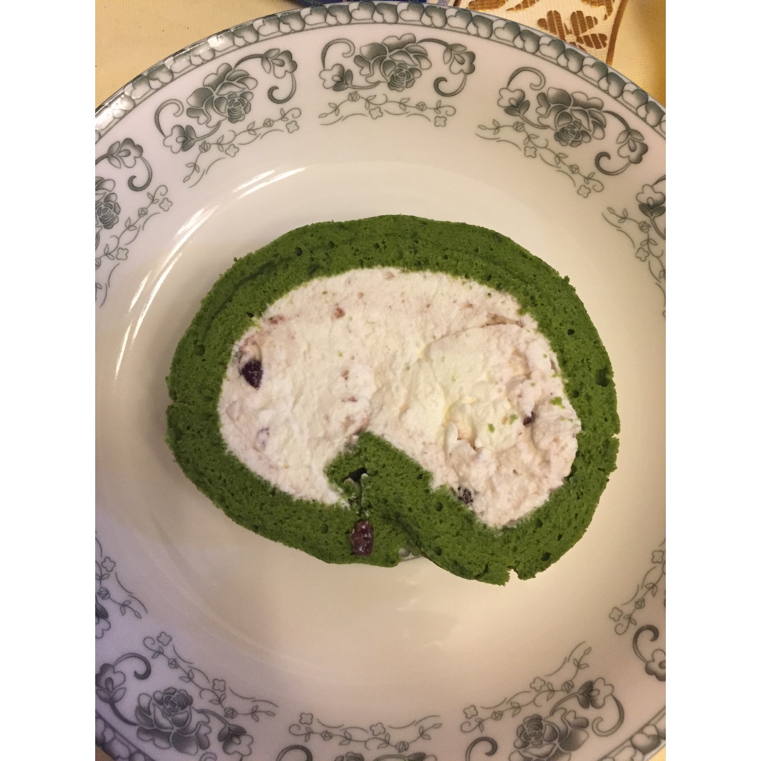 《Tinrry下午茶》教你做基础原味蛋糕卷