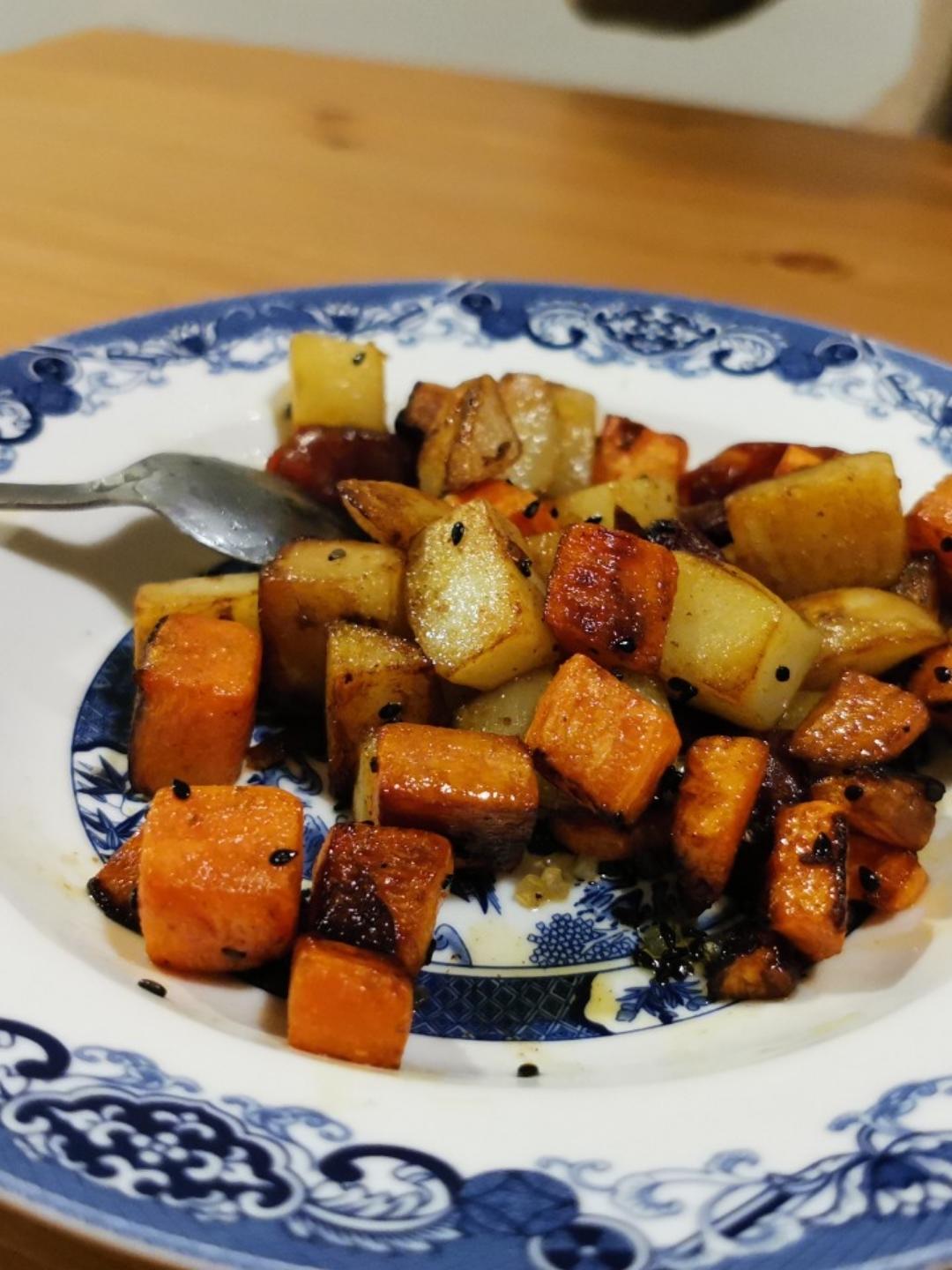 烧烤风味的土豆小香肠