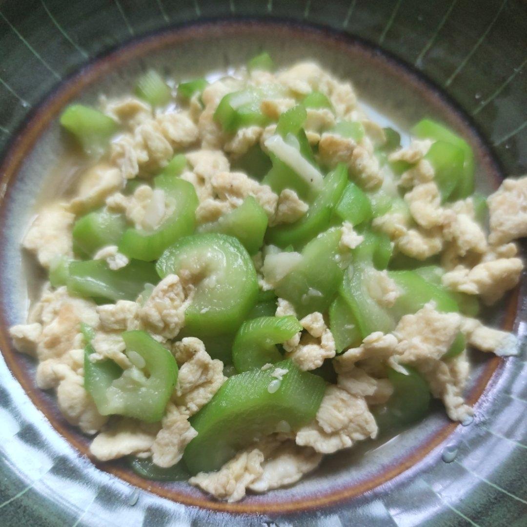 简单快手，五分钟搞定的丝瓜炒蛋