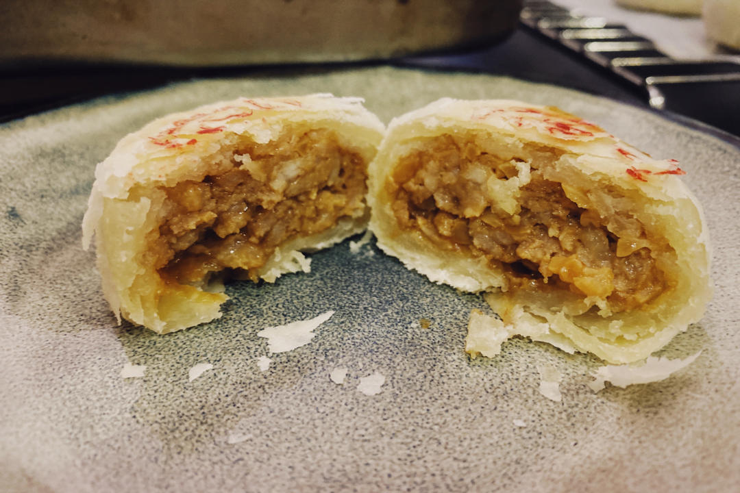 【鲜肉月饼】秋天的第一颗月饼，一口爆汁，酥香掉渣！