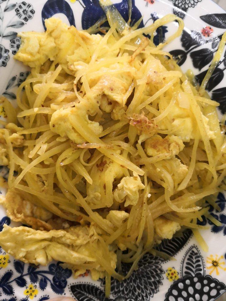 哦啦啦边走边跳舞做的巨香的土豆丝炒鸡蛋巨香的土豆丝炒鸡蛋下饭菜
