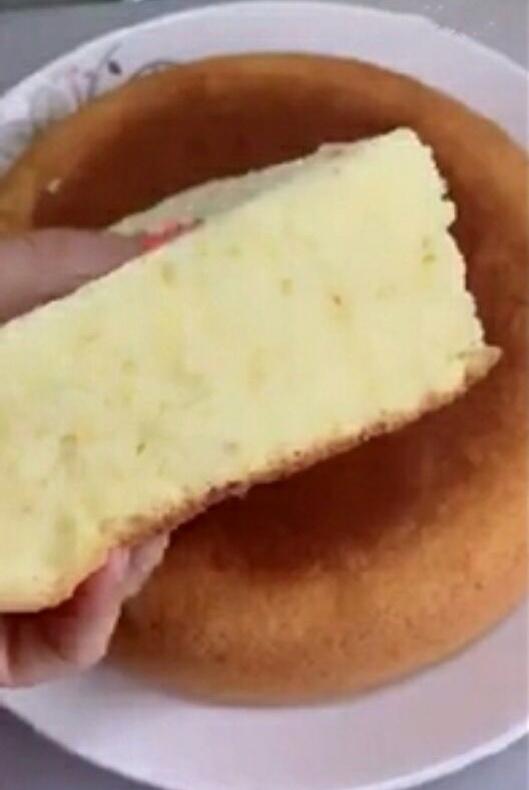 蛋糕的做法（8寸戚风蛋糕）