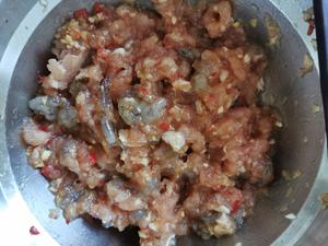 肉末虾仁酿尖椒的做法 步骤4