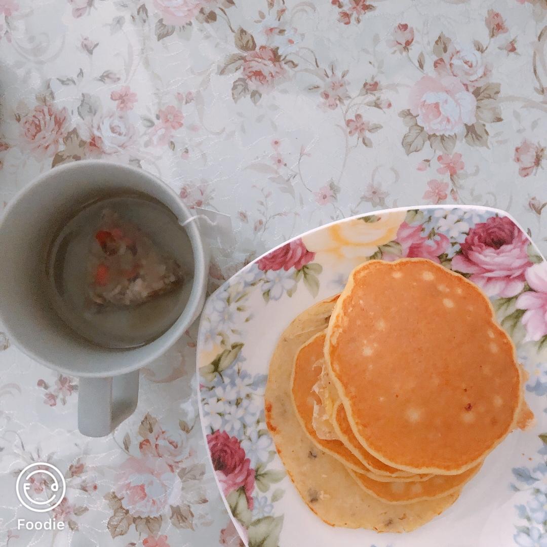 【减脂早餐】无油香蕉松饼（超简单）