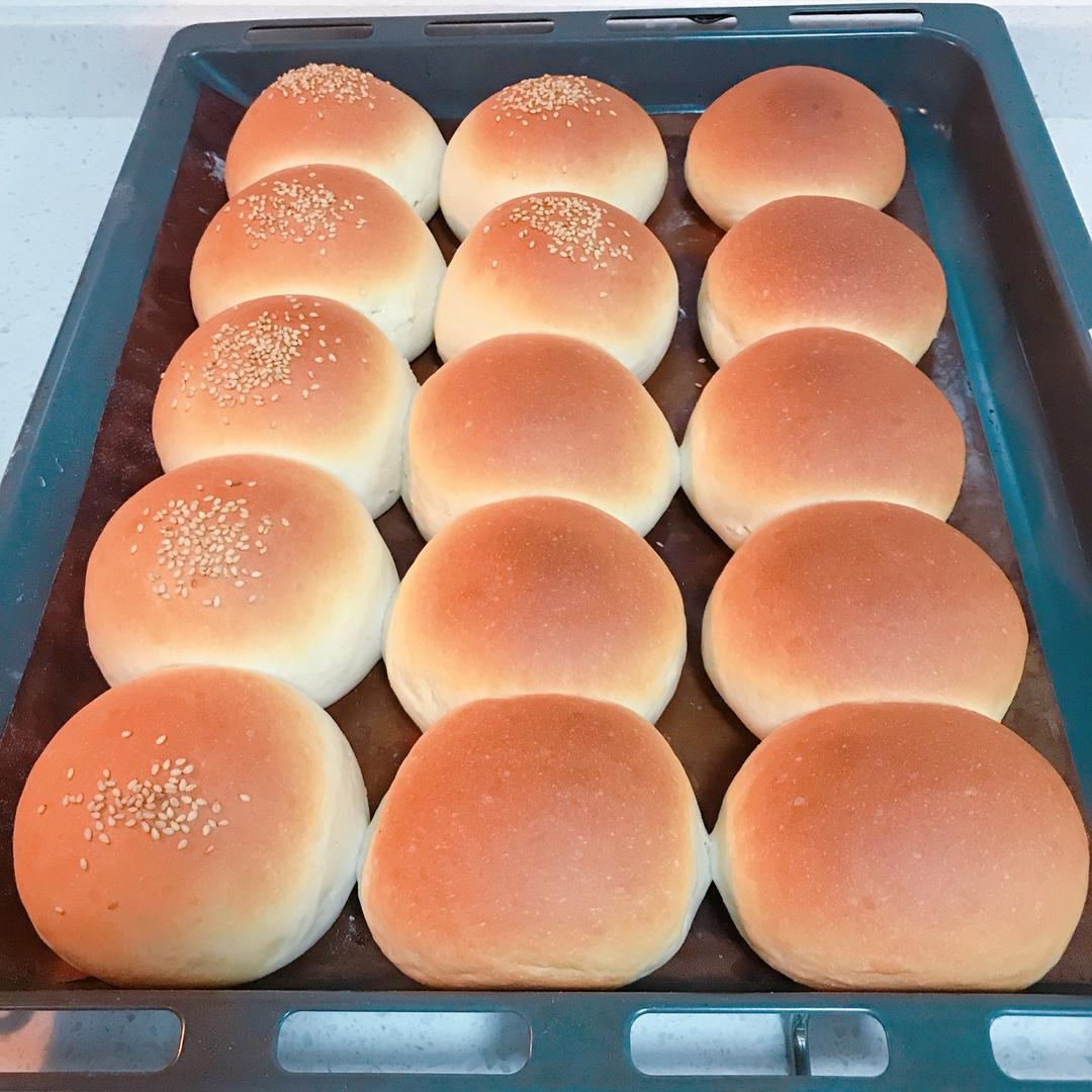 炼乳一发小餐包