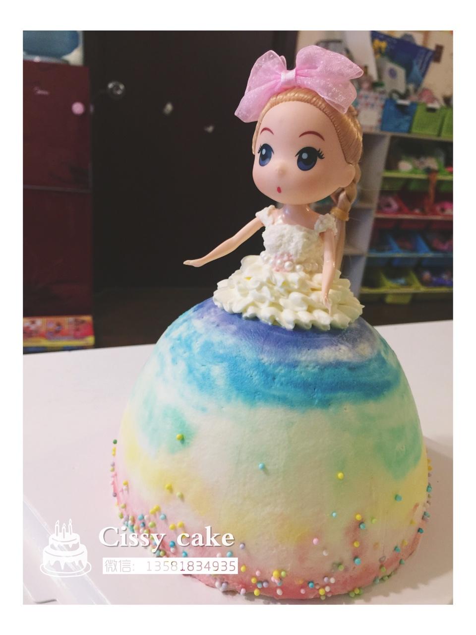 处女芭比娃娃蛋糕