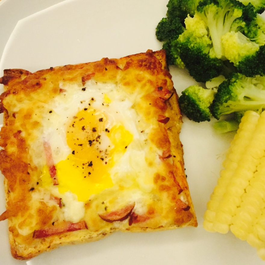 快手早餐 -- 吐司太阳蛋